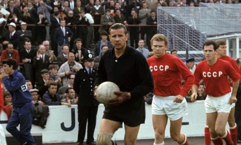 Tiểu Sử Lev Yashin - Sự Nghiệp Đầu Đời của Lev Yashin